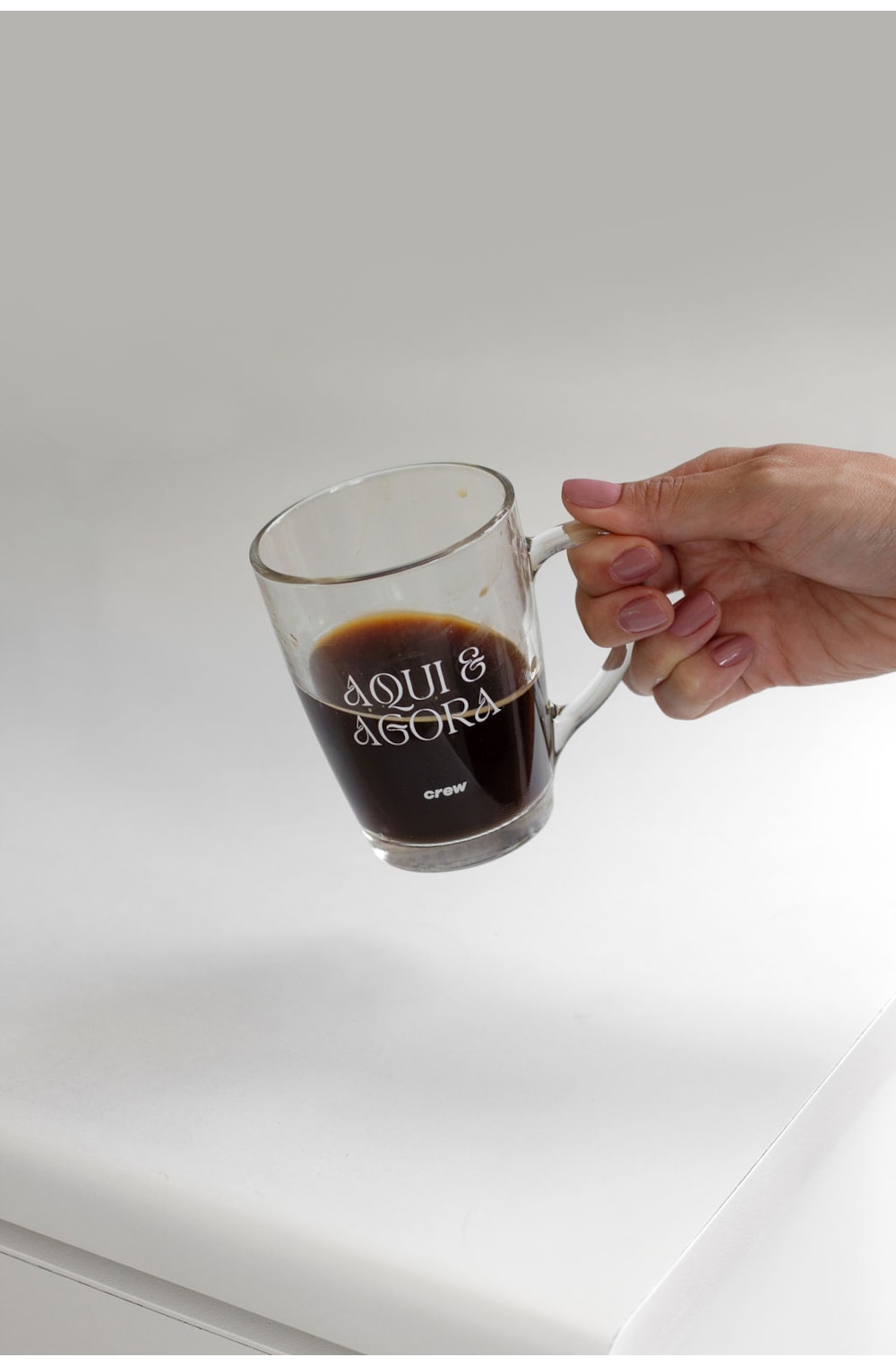 Caneca transparente: “Aqui e Agora”